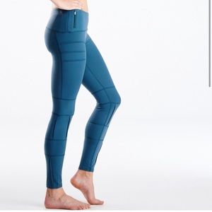 Oiselle Portman blue teal leggings